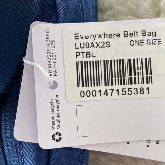 ❤️ Lululemon Petal Blue Extended Strap Everywhere Belt Bag NWT - Picture 10 of 11